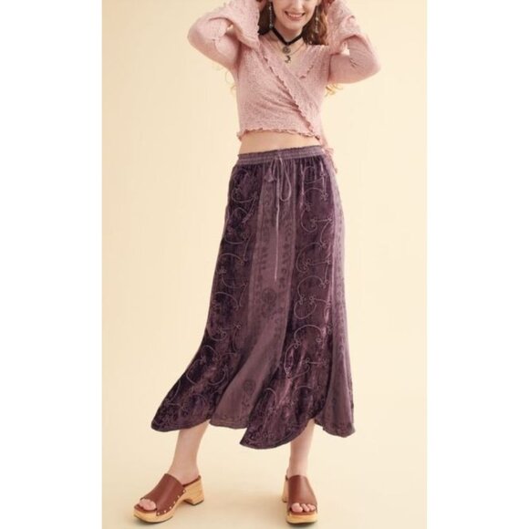 Earthbound Skirt Womens XXL Purple Embroidered Velvet Panel Maxi Boho Fairy - Picture 1 of 7